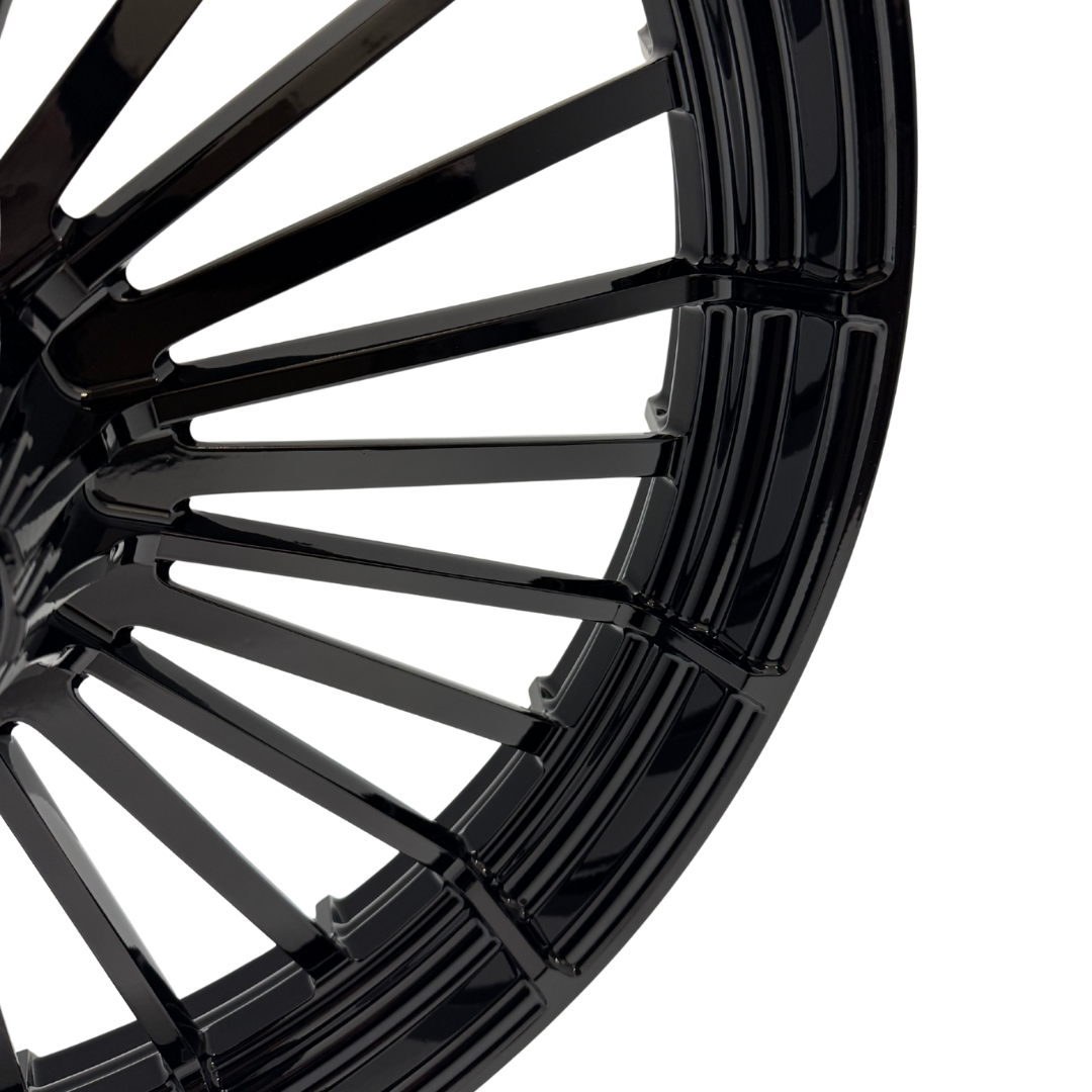 23"  ROULETTE FRONT WHEEL GLOSS BLACK  2023 - UP   (HAA23RLETGB)
