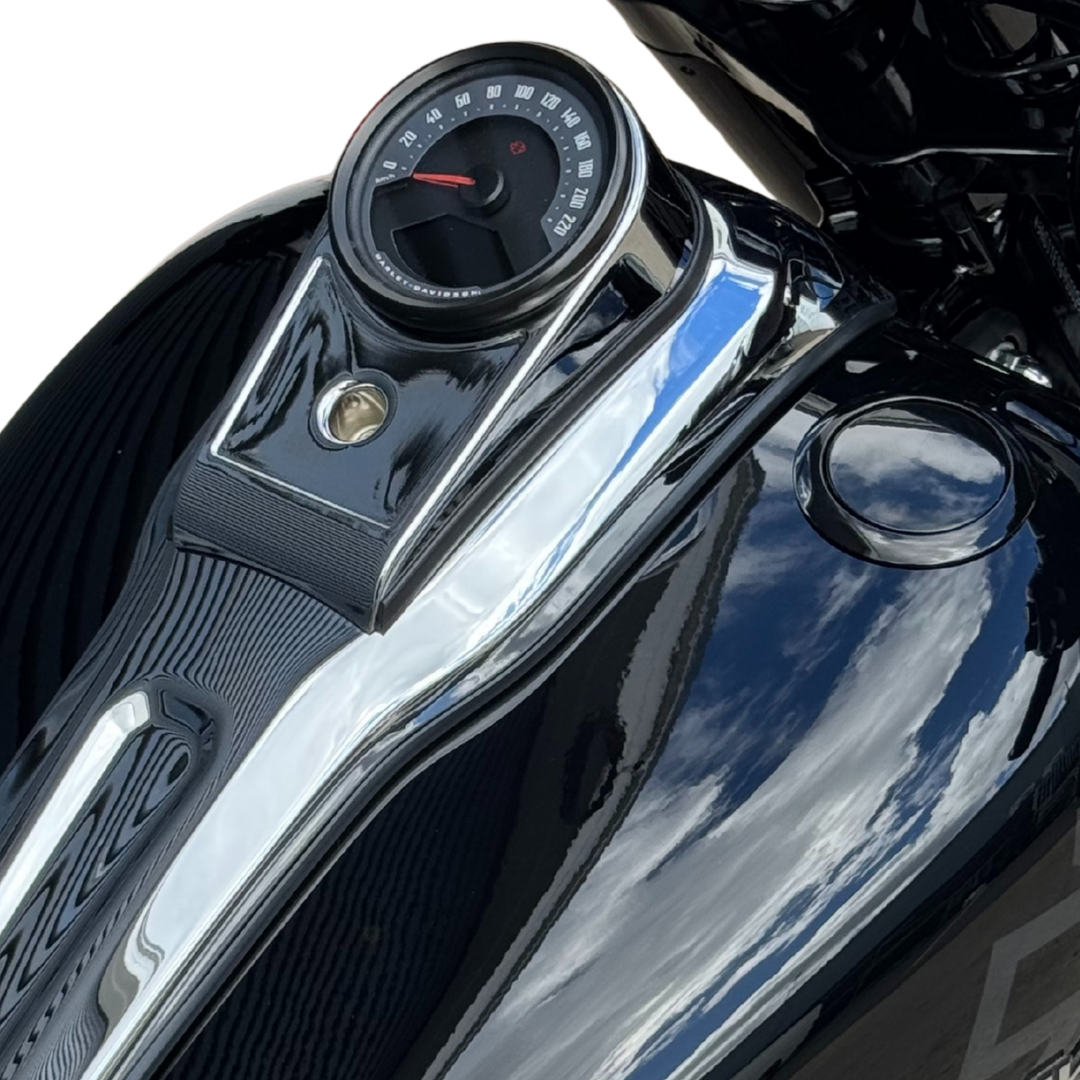 2025-UP BREAKOUT SPEEDO RELOCATION DASH   (BDCBO25SPCH)